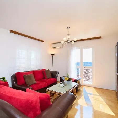 Bellevue Duplex Apartman *